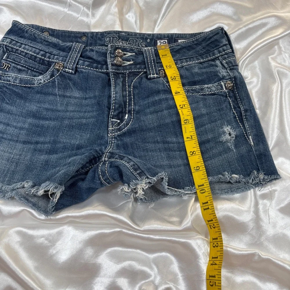 y2k Miss Me Denim Shorts Blue Excellent Rhinestone Cross Distressed JP5046 29